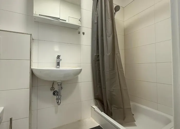 Zentrum Kehl Mit Parkplatz Eg 1 * Niederdorla